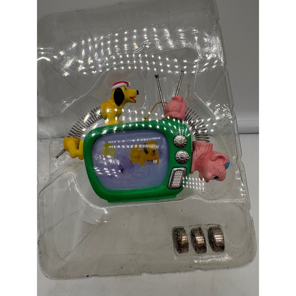 1997 Enesco Treasury Masterpiece Editions "Everyone Knows It's Slinky" ornament.